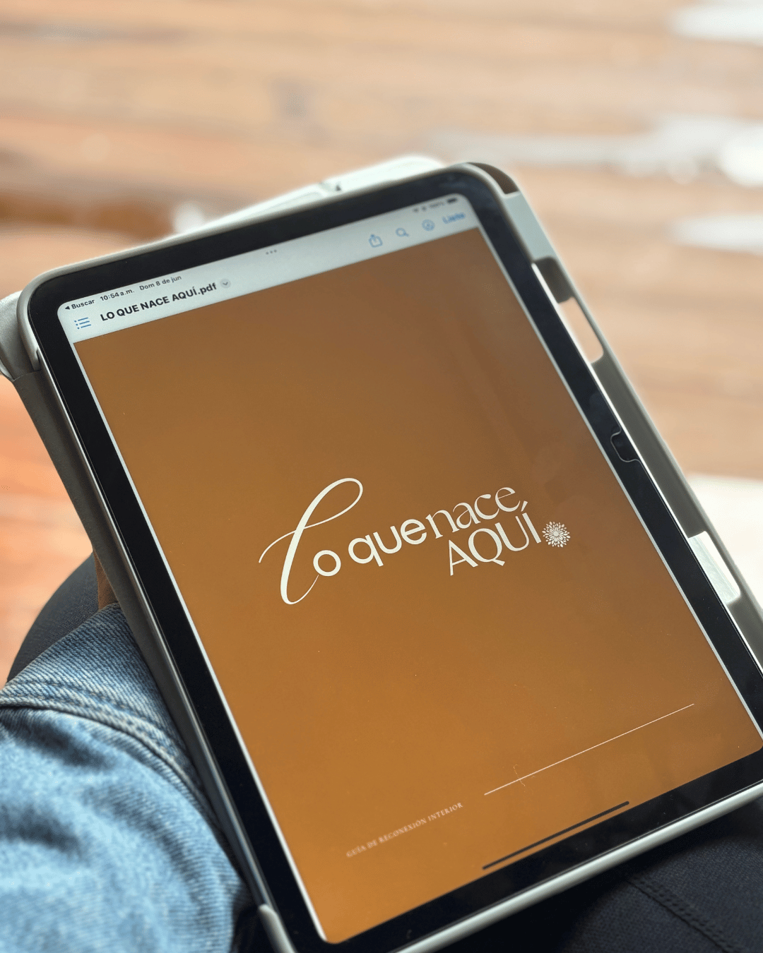 Un mapa para explorar tu mundo interior con ejercicios, reflexiones y hábitos que sanan.